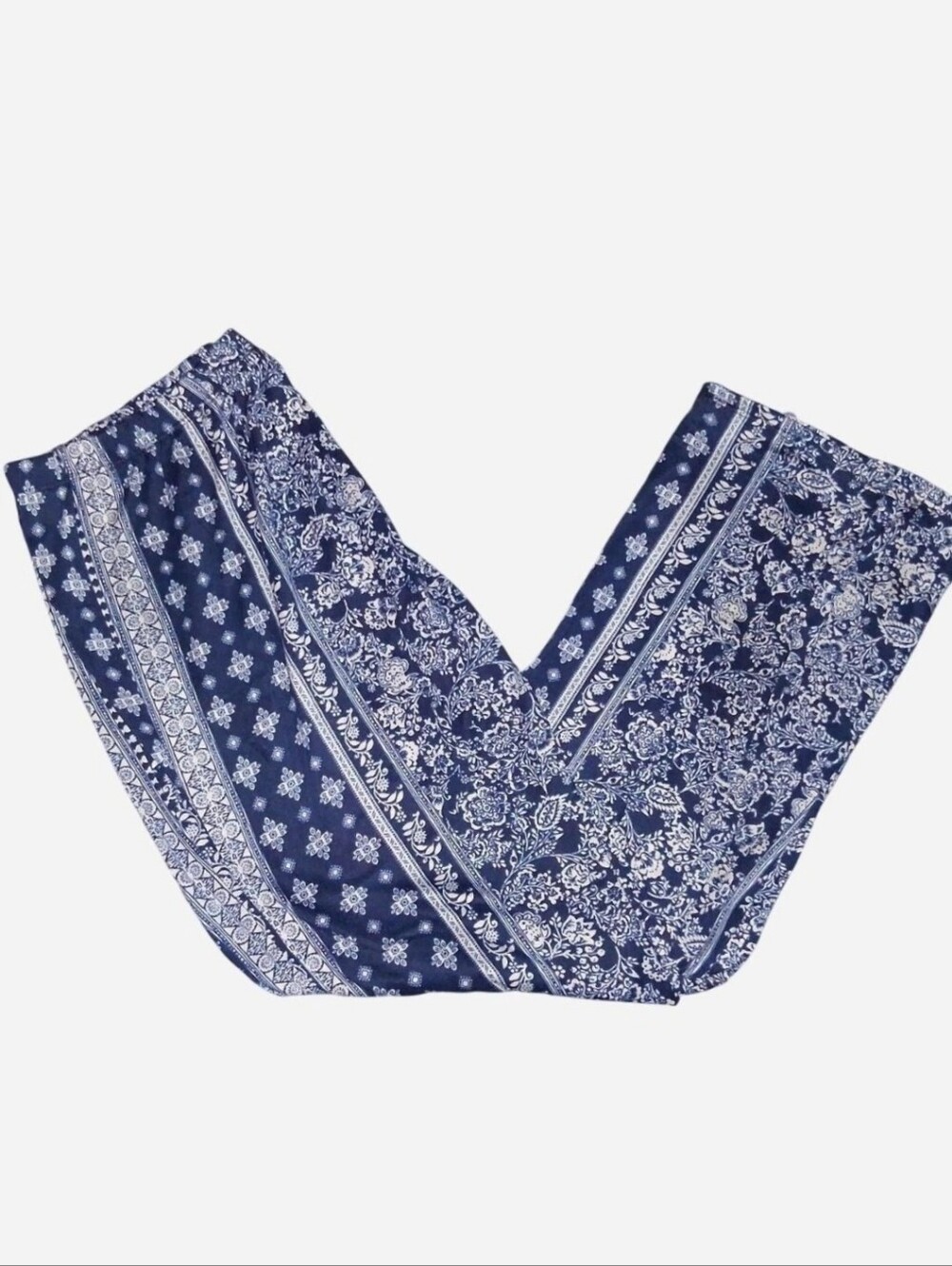 S | Rainbow brand blue and white floral paisley print soft lounge/pajama pants
